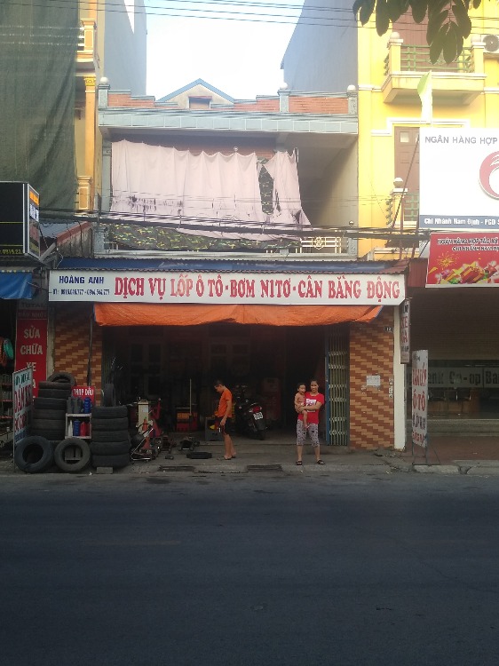 Dịch vụ lốp xe ôtô Hoàng Anh
