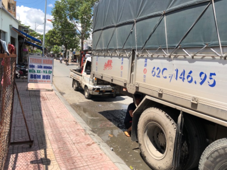 Vá vỏ lưu động Long An
