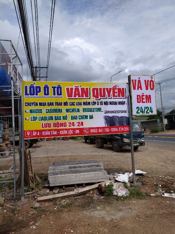 Lốp ô tô Văn Quyền